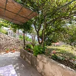 Summer Day Room